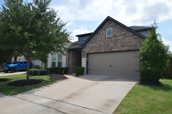 11134 Honeysuckle Haven DR, Cypress, TX 77433