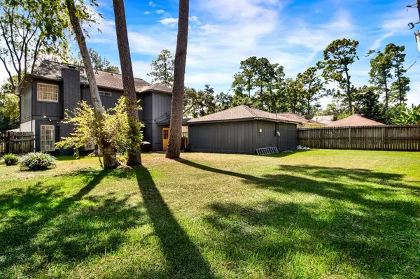 7814 Heathrow LN, Spring, TX 77379