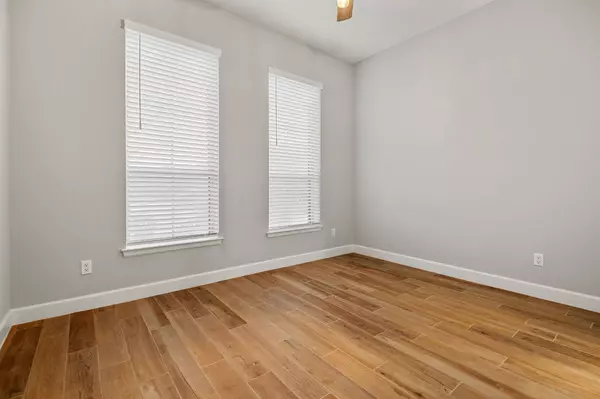 19334 Belmont Stakes WAY, Tomball, TX 77377