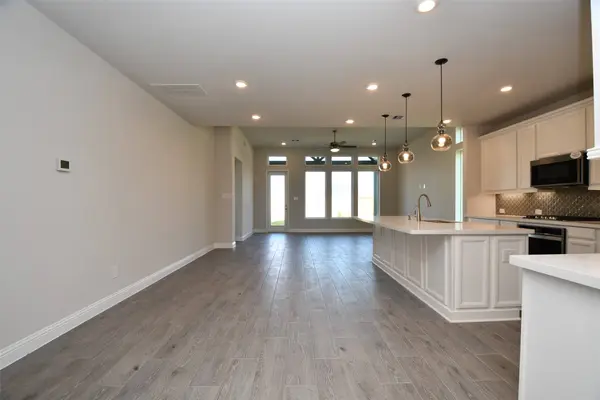 19718 Dwight Eisenhower DR, Cypress, TX 77433