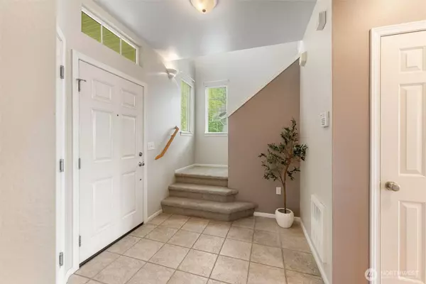 4801 Lake PL #A, Renton, WA 98055