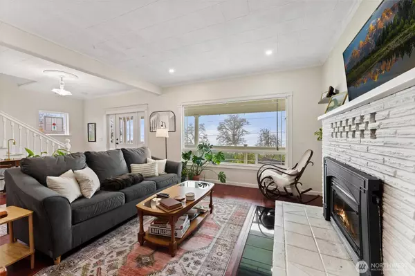 5060 E State Route 106, Union, WA 98592