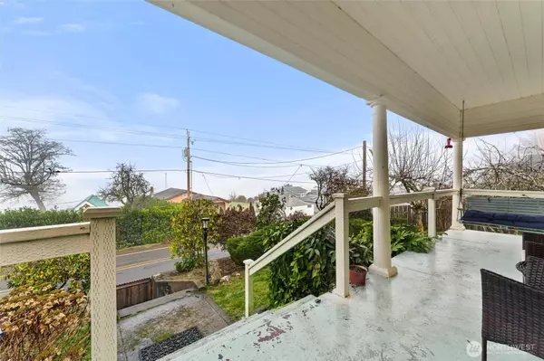 5060 E State Route 106, Union, WA 98592