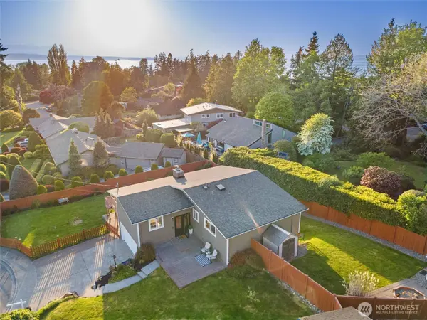 841 Brookmere DR, Edmonds, WA 98020