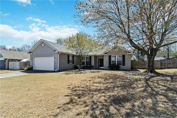 2901 Colton Dr, Springdale, AR 72762