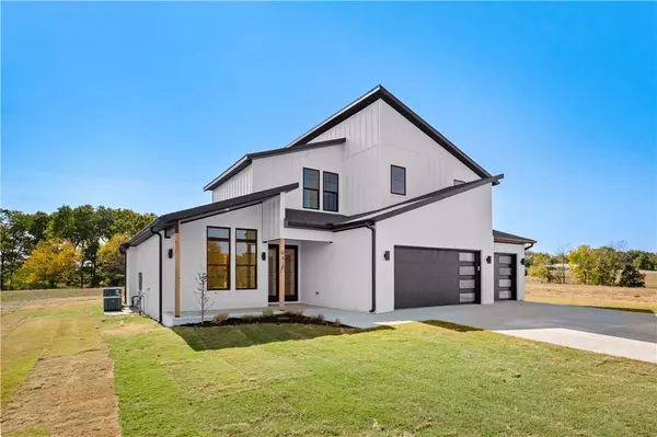 941 Red Cedar Pl, Rogers, AR 72756