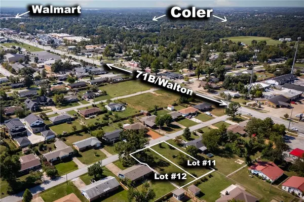 810 NW 11th St #11, Bentonville, AR 72712