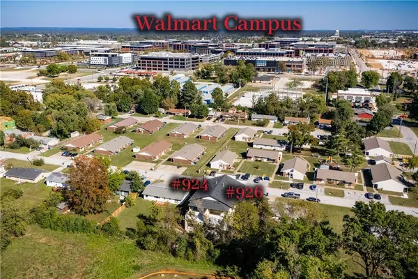 926 SE G St, Bentonville, AR 72712