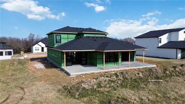 949 Red Cedar Pl, Avoca, AR 72711