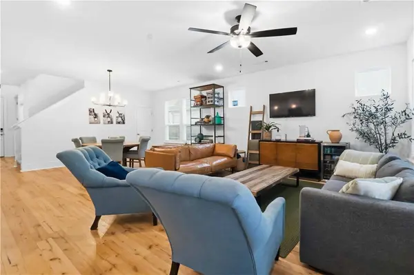 5104 SW Stanford Ct, Bentonville, AR 72713
