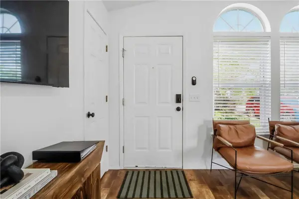 206 NW J St, Bentonville, AR 72712