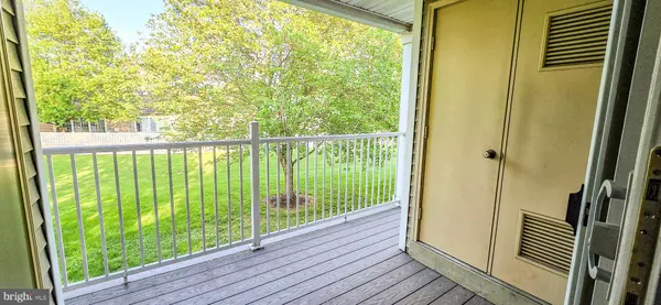 1404-B SAXONY DR #B, Mount Laurel, NJ 08054