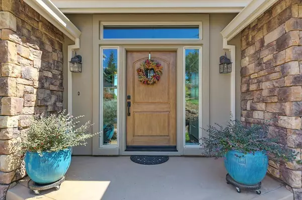 19676 Eagle Ridge Rd, Foresthill, CA 95631