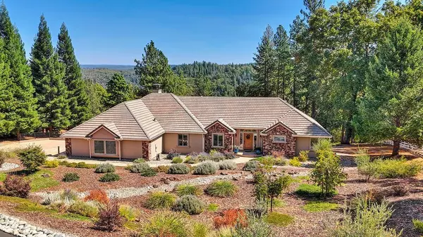 19676 Eagle Ridge Rd, Foresthill, CA 95631