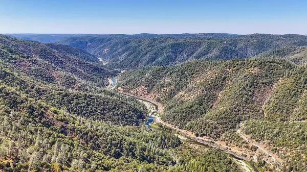 19676 Eagle Ridge Rd, Foresthill, CA 95631