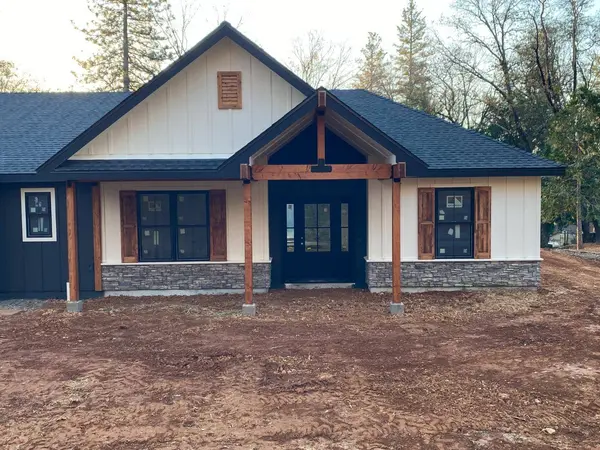 5379 Crestline DR, Foresthill, CA 95631