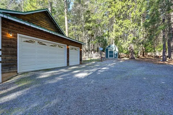 2455 Granite Chief PL, Foresthill, CA 95631