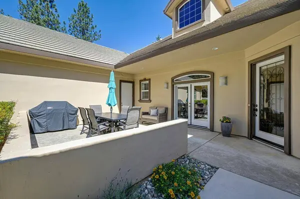 5180 Bella Vista CIR, Foresthill, CA 95631