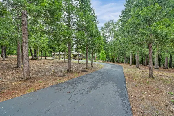 29082 Ridge View RD, Foresthill, CA 95631