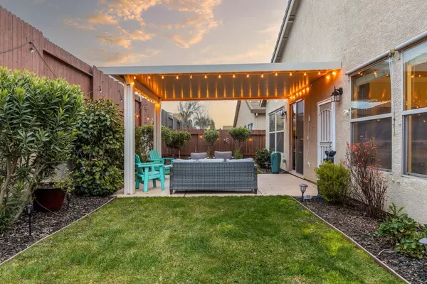 1406 La Guardia CIR, Lincoln, CA 95648