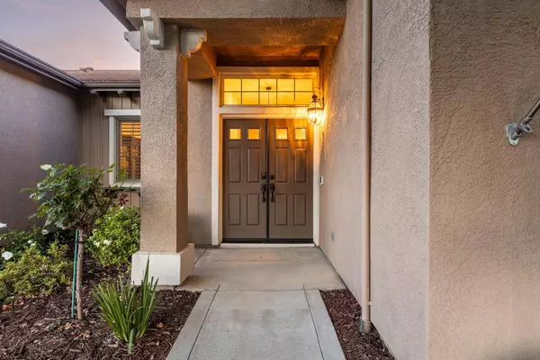 1584 Diamond Woods CIR, Roseville, CA 95747