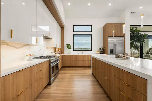 635 Lakeridge DR, Auburn, CA 95603