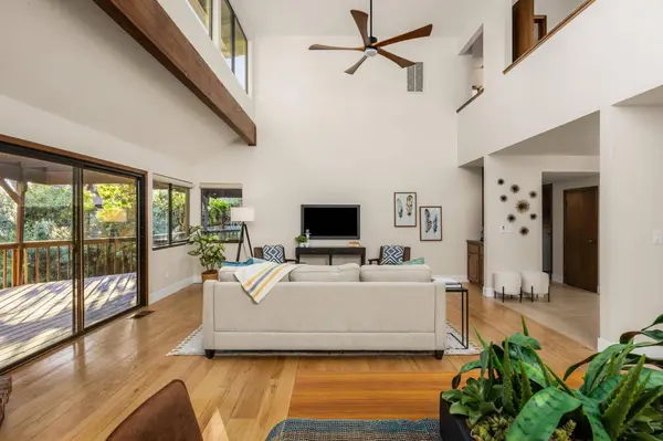 10950 Oak View TER, Auburn, CA 95603