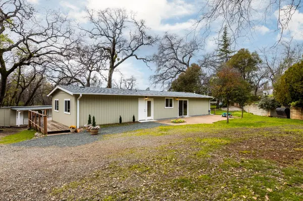 16098 Wild Oak Ranch RD, Grass Valley, CA 95949