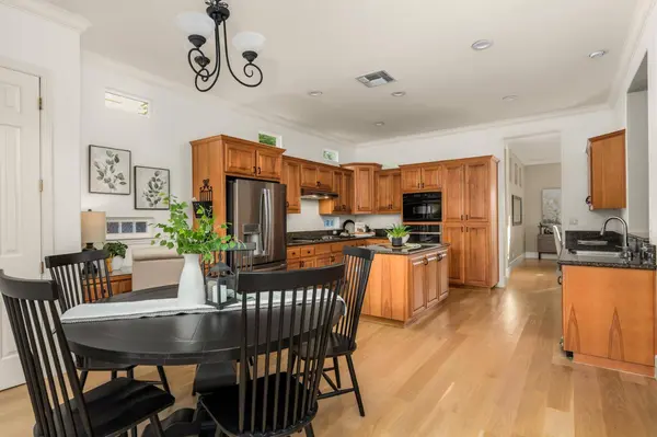 797 Grandview DR, Auburn, CA 95603