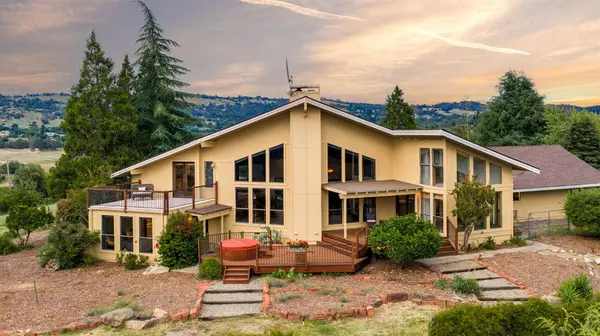977 Crystal Oak PL, Newcastle, CA 95658
