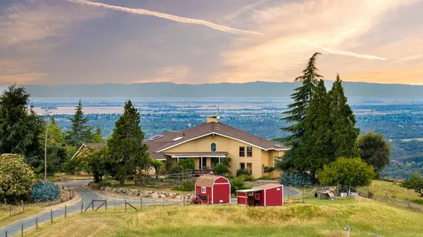 977 Crystal Oak PL, Newcastle, CA 95658