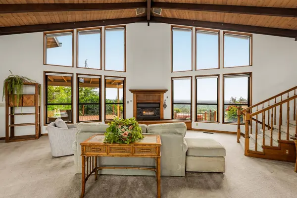 977 Crystal Oak PL, Newcastle, CA 95658