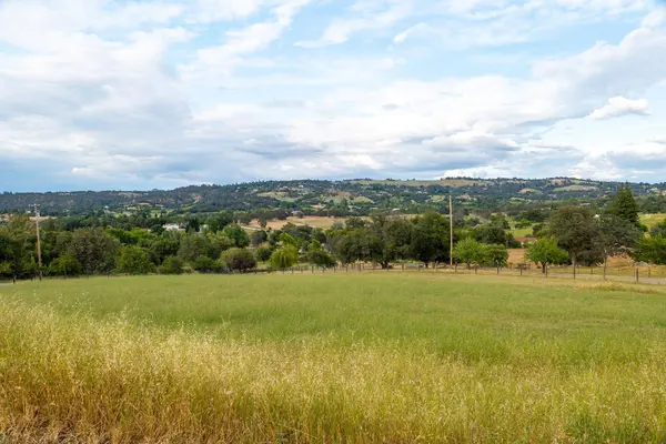 977 Crystal Oak PL, Newcastle, CA 95658