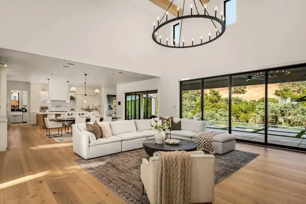 4911 Greyson Creek DR, El Dorado Hills, CA 95762