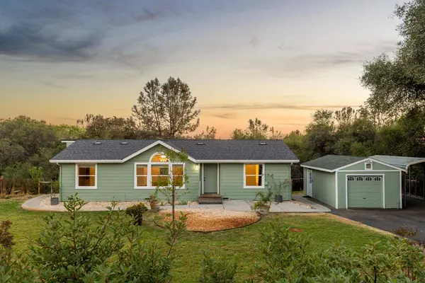 10228 Blue Light LN, Auburn, CA 95603
