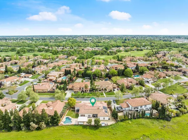 4060 Kingsbarns DR, Roseville, CA 95747