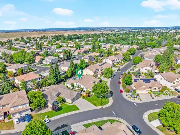 100 Clay Isle CT, Roseville, CA 95747