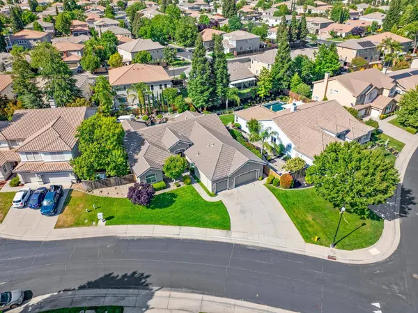 100 Clay Isle CT, Roseville, CA 95747