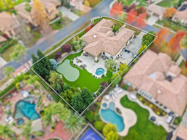 3900 Stoneleigh CT, Roseville, CA 95747