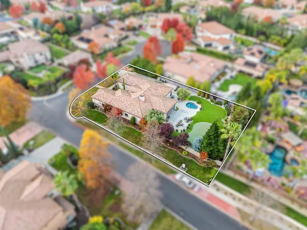 3900 Stoneleigh CT, Roseville, CA 95747