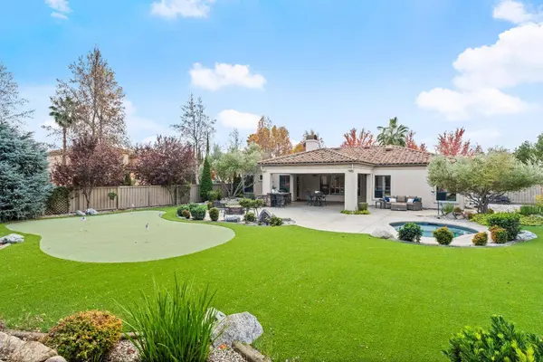 3900 Stoneleigh CT, Roseville, CA 95747