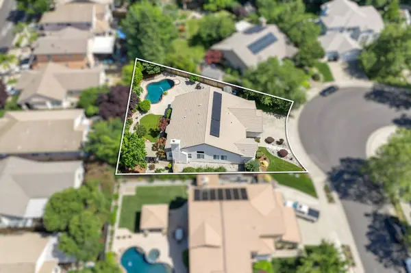 396 Caldarella CIR, Roseville, CA 95678