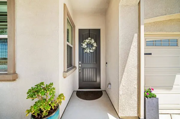 5628 Whisper Wind WAY, Roseville, CA 95747