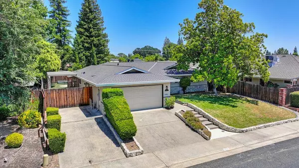 1402 Mallard LN, Roseville, CA 95661