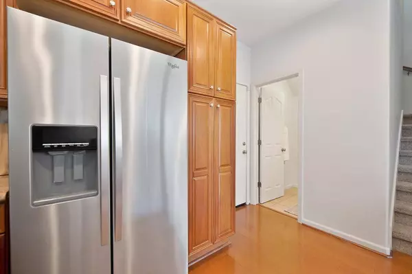 1301 Dante CIR, Roseville, CA 95678