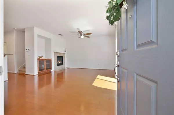 1301 Dante CIR, Roseville, CA 95678