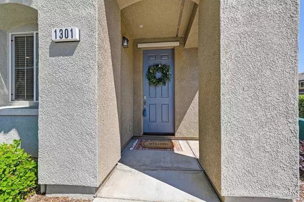 1301 Dante CIR, Roseville, CA 95678