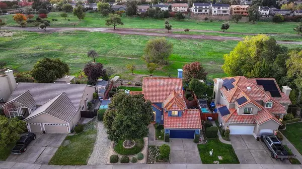 2268 Eagle DR, Rocklin, CA 95677