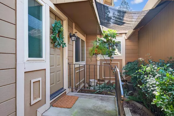 7059 Lompoc CT, Citrus Heights, CA 95621