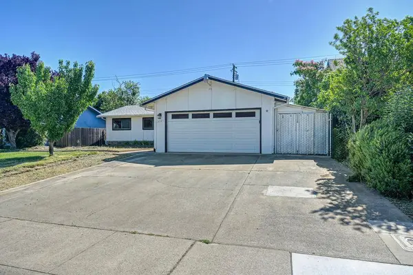 3721 Thornhill DR, Sacramento, CA 95826